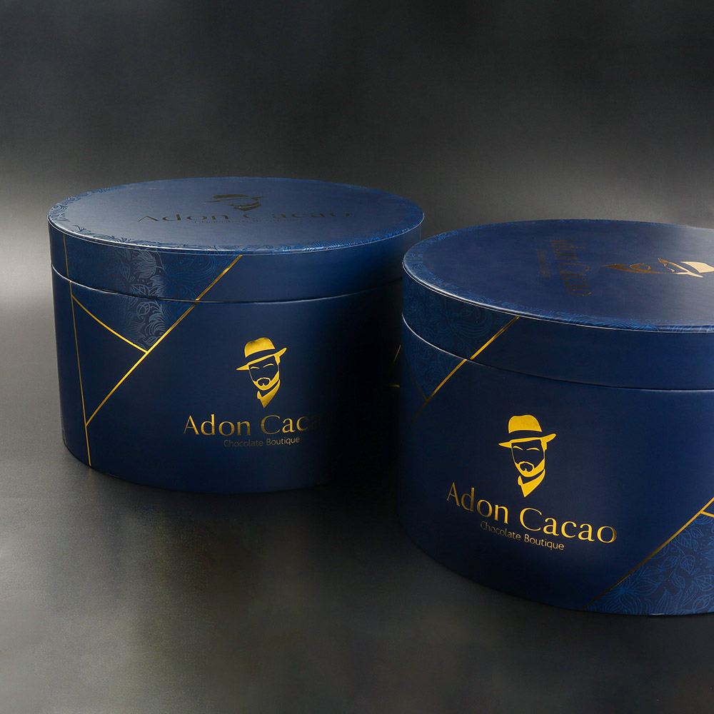 round gift box with lid